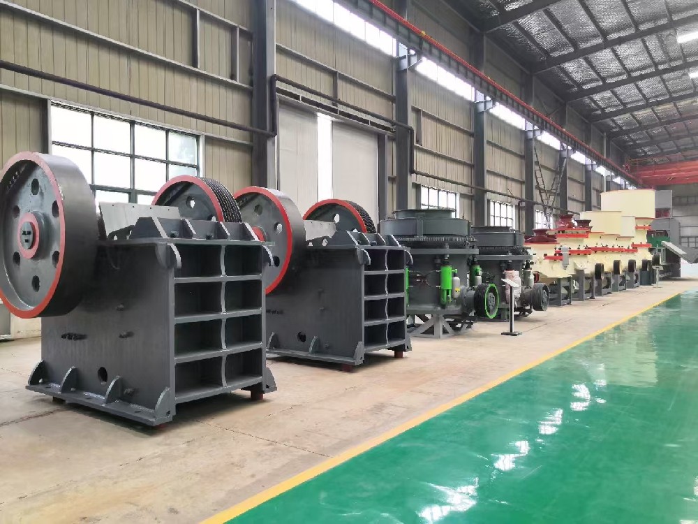 How can I prevent overheating of a hydraulic cone crusher? How can the equipment's sealing system prevent dust from entering?